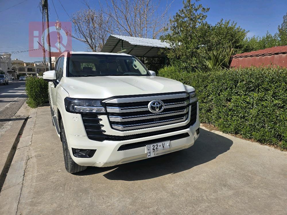 تويوتا لاندكروزر